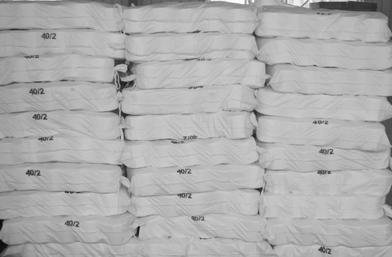ขายร้อน 40/2 40s/3 ขาวสด 100% โพลิเอสเตอร์แหวน สปัน สายเย็บราคาโรงงาน