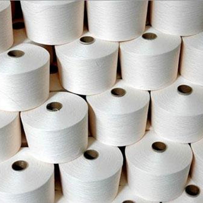 40/2 สีขาว 100% โพลีเอสเตอร์ปั่นเส้นด้ายบนกรวยกระดาษสำหรับด้ายเย็บผ้า