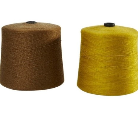 ขายร้อน 40/2 สี 100% สายพอลิเอสเตอร์สําหรับผ้า